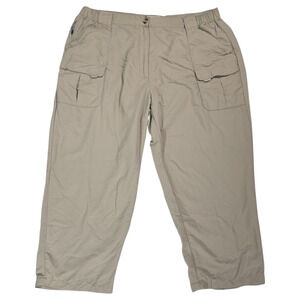 LL Bean Wom XL Khaki Cargo Capri Pants Comfort Waist Pockets Scouts Outdoor EUC